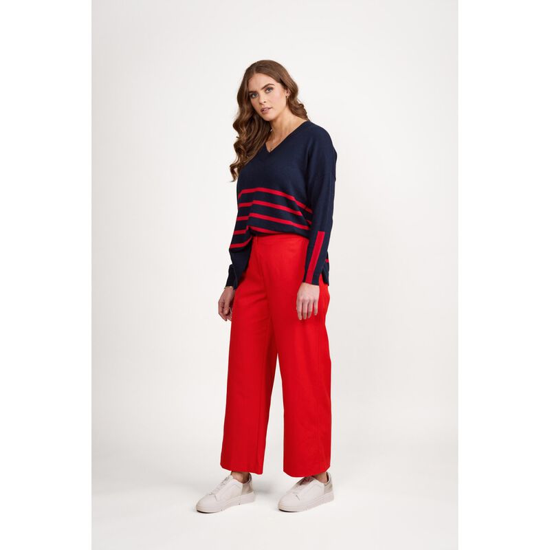 Vassalli Relaxed V Neck Sweater image number 2